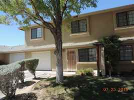 featured image of 128 S Locust St