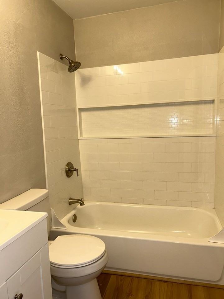 111 10th St Se - Photo 5 of 12