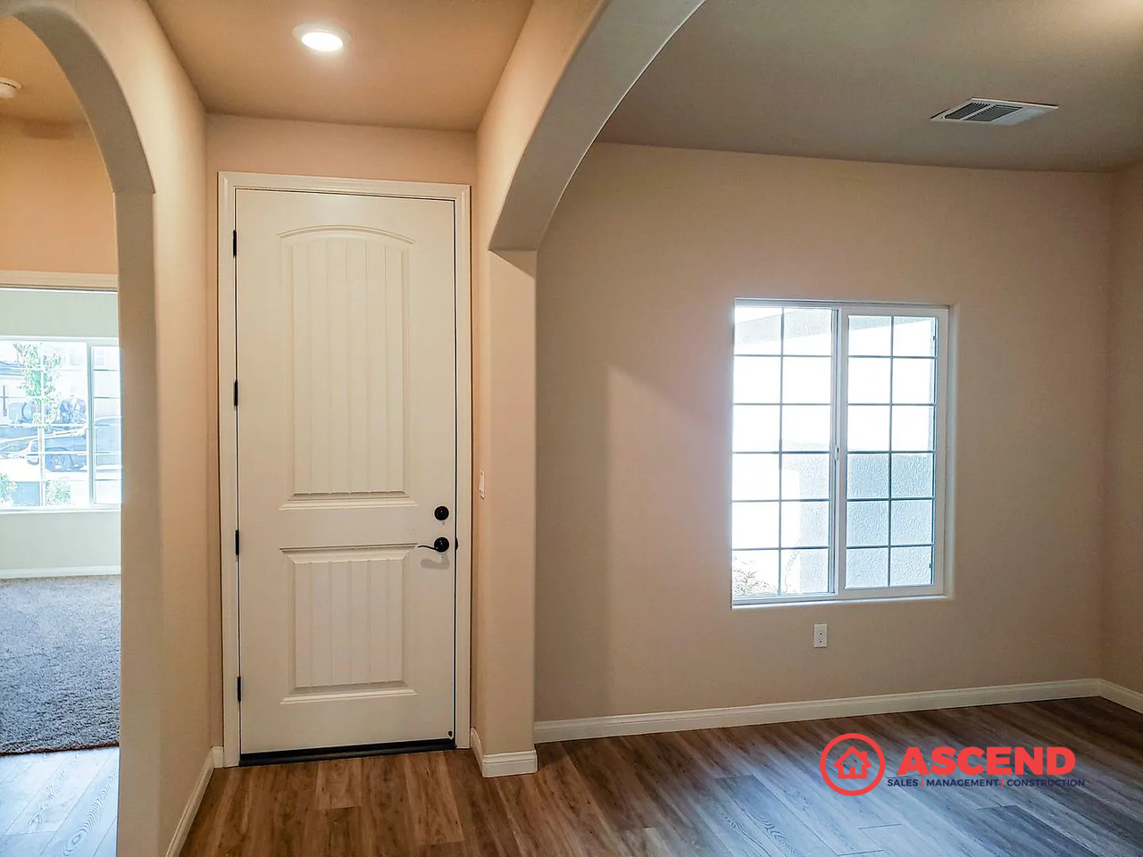 6614 Sunchase Dr - Photo 2 of 18