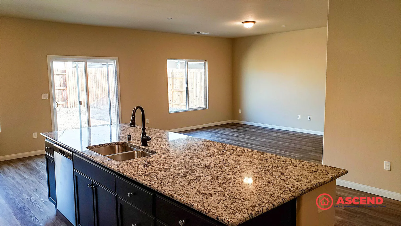 6614 Sunchase Dr - Photo 7 of 18