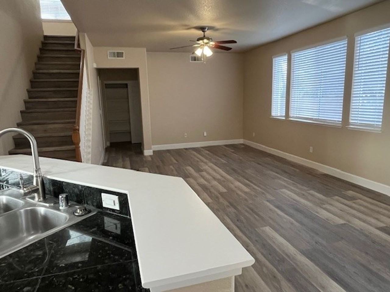 2446 Burtin Dr - Photo 2 of 9