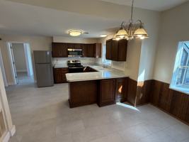 featured image of 916 N 10th St