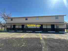 1099 W Elm - Photo 1 of 1