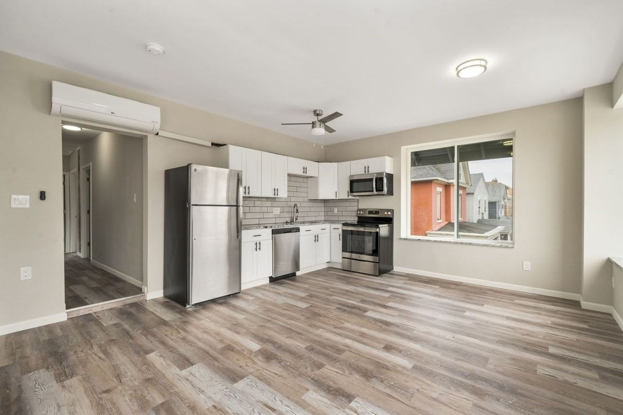 741 Sullivant Ave - Photo 5 of 23