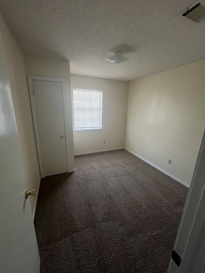 503 Angus Cir #A - Photo 5 of 23