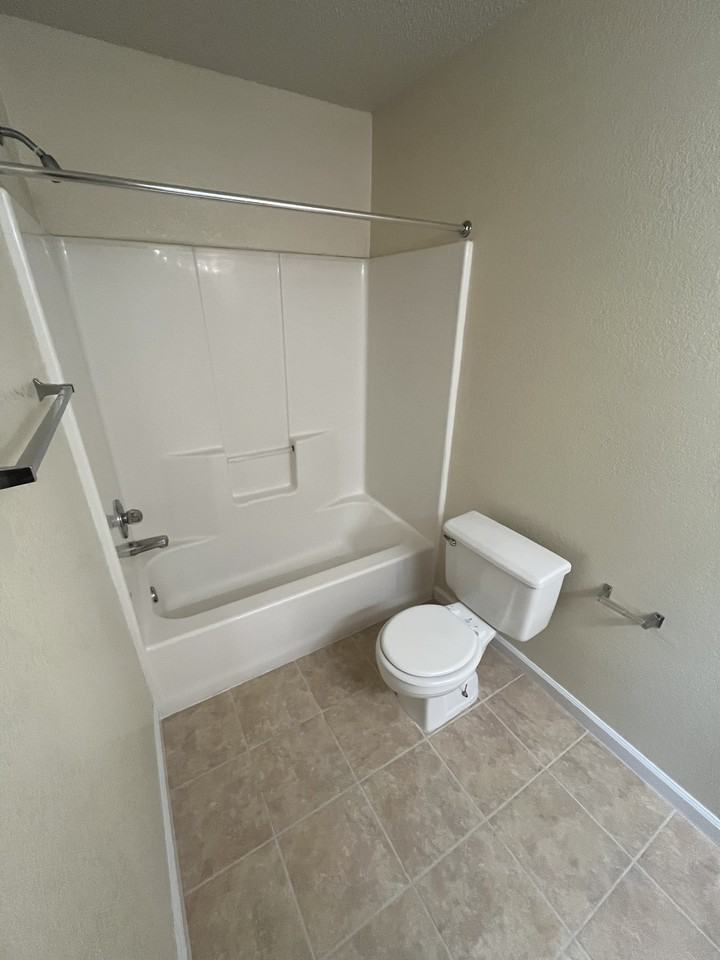 503 Angus Cir #A - Photo 7 of 23