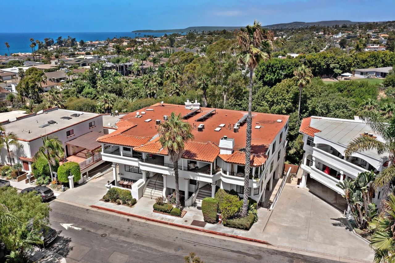 210 Avenida Montalvo #4 - Photo 5 of 50