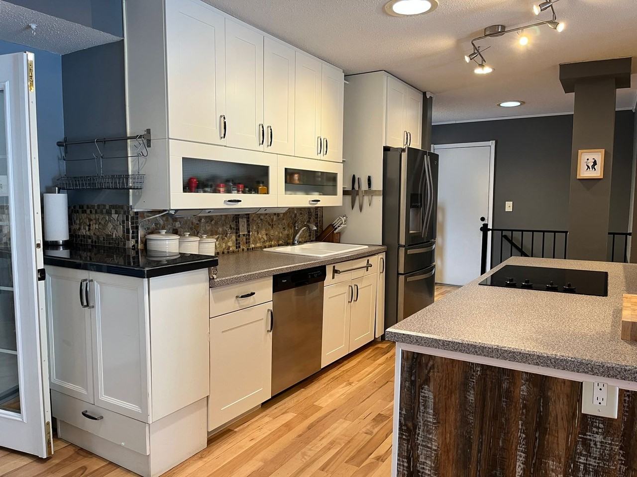 490 43rd Ave Nw - Photo 3 of 43