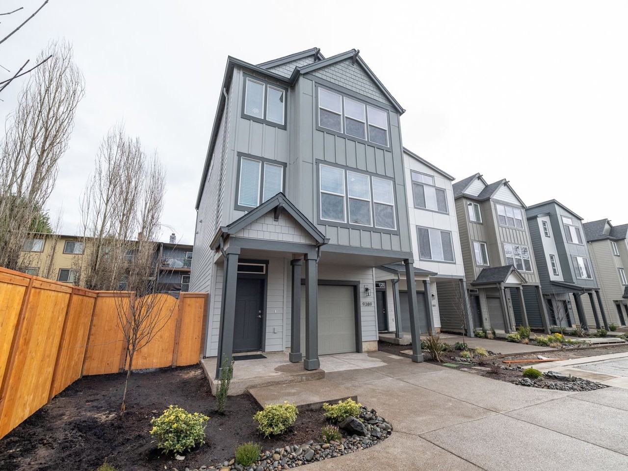 9389 Sw Eunice Ln - Photo 2 of 37