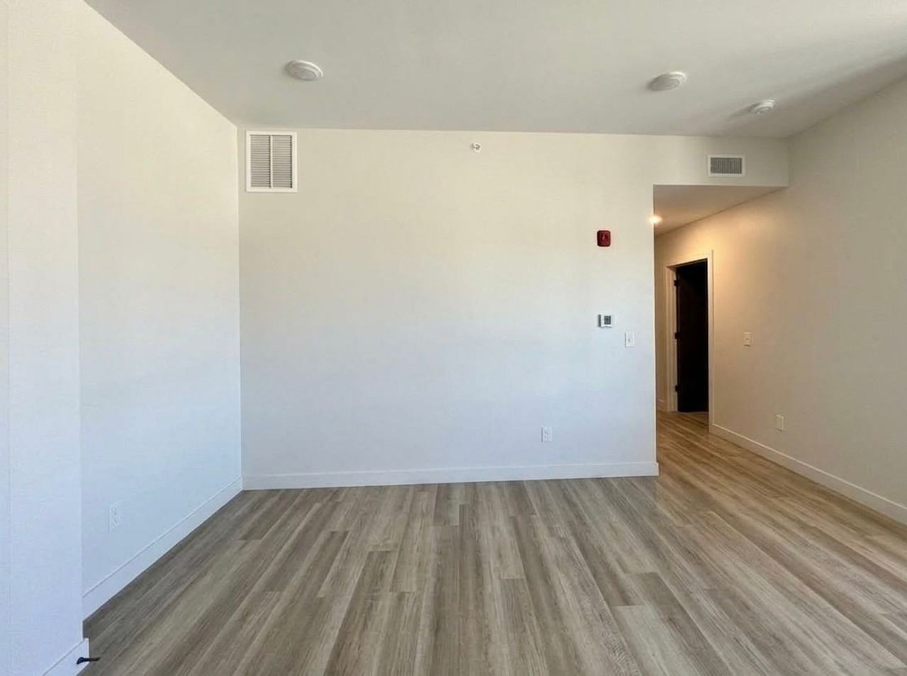 3022 Fieldhouse Cir #211 - Photo 7 of 15