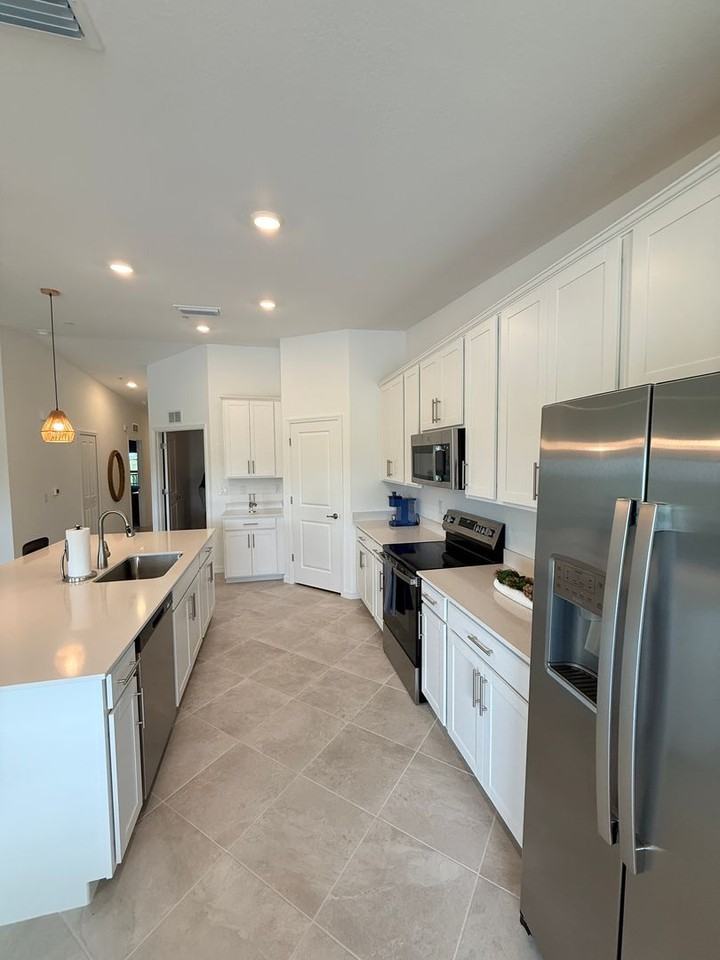 15175 Bluffton Ln #724 - Photo 6 of 37