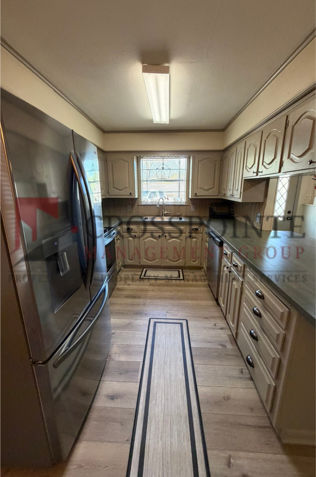 20346 Lake Shore Cir - Photo 7 of 29