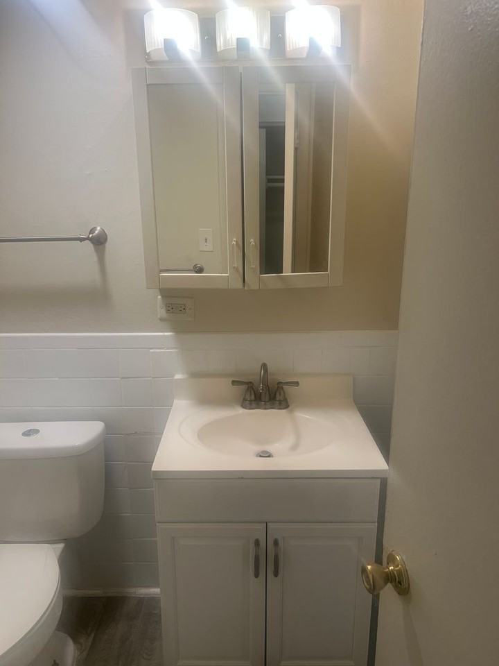 3827 Saint Barnabas Rd - Photo 5 of 15