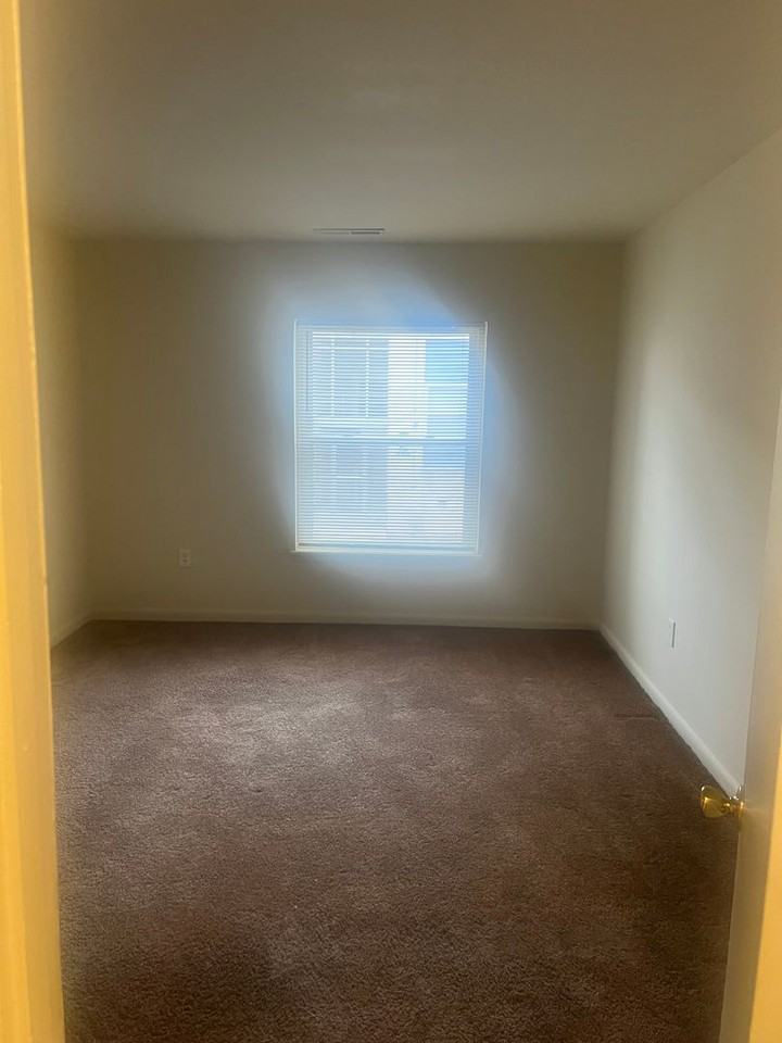 3827 Saint Barnabas Rd - Photo 7 of 15