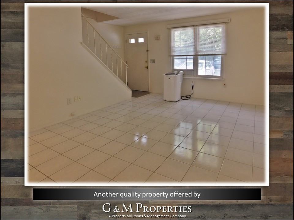 1074 Mount Hope Ave - Photo 6 of 23