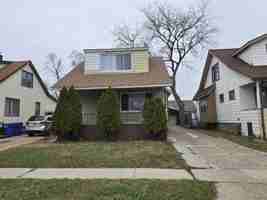 featured image of 7543 Cadillac Ave