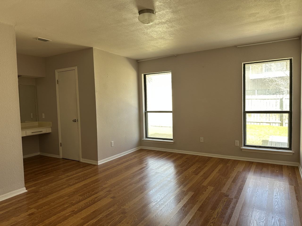 409 Suzie St #1 - Photo 6 of 12