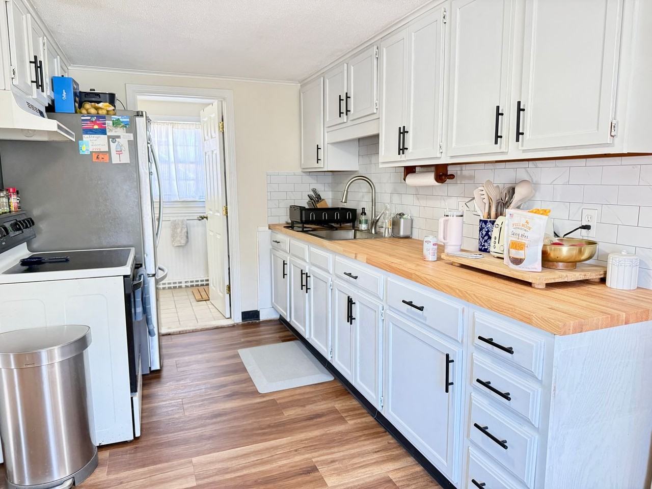 4 2nd Ave - Photo 3 of 40