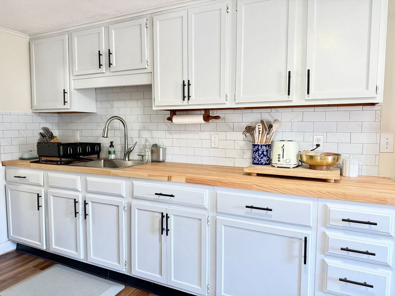 4 2nd Ave - Photo 4 of 40