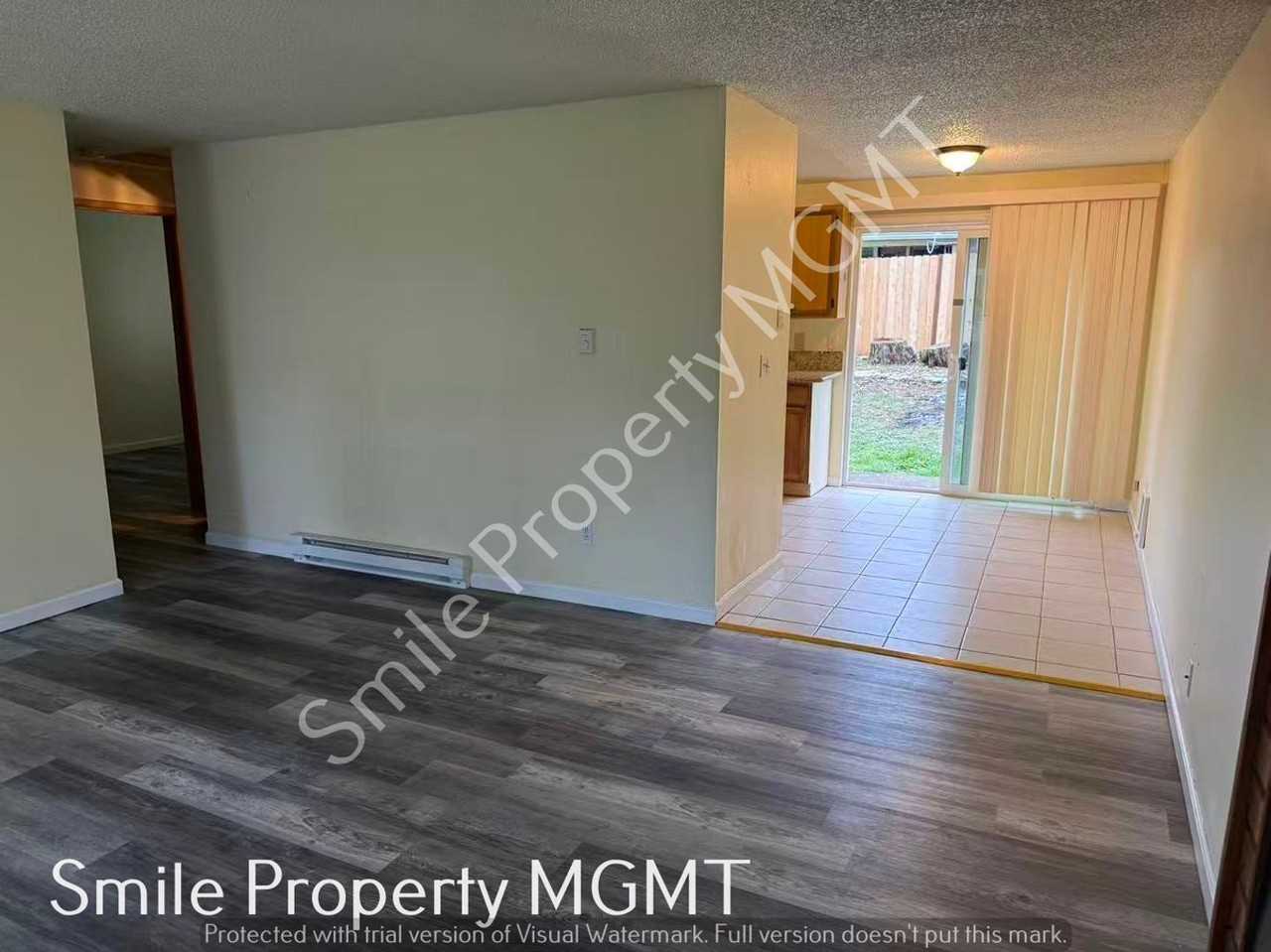 5406 Se 119th Ave - Photo 4 of 11