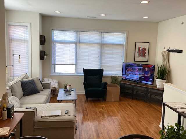 800 N 19th St #3 - Photo 2 of 11