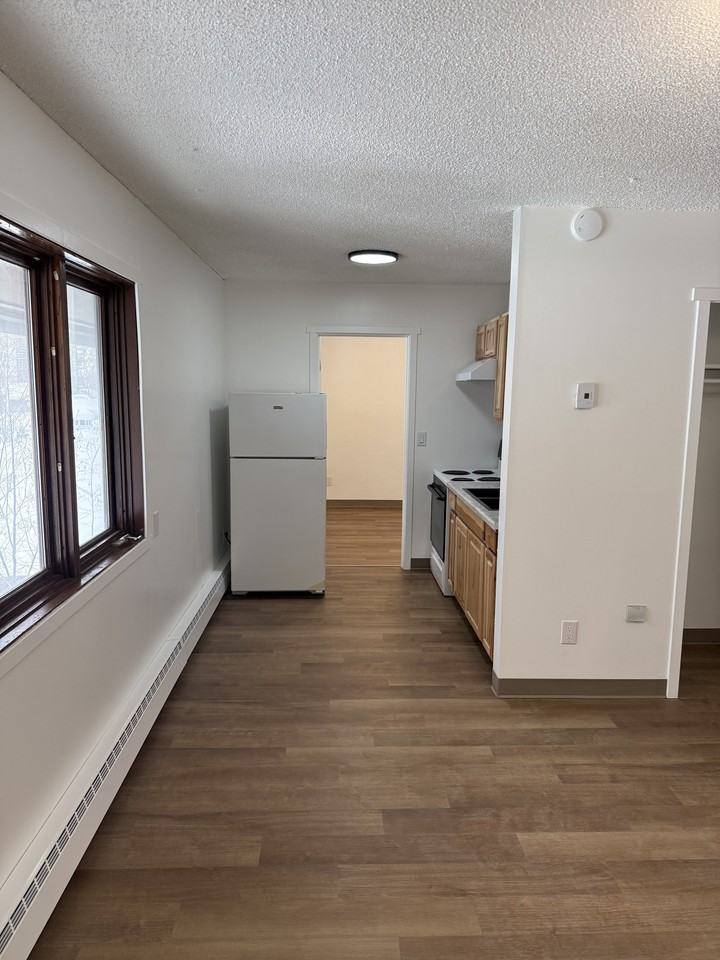 401 Slater Street* - Photo 3 of 10