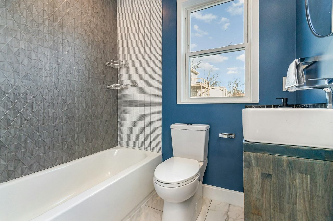 1610 Rosedale Street NE - Photo 7 of 9