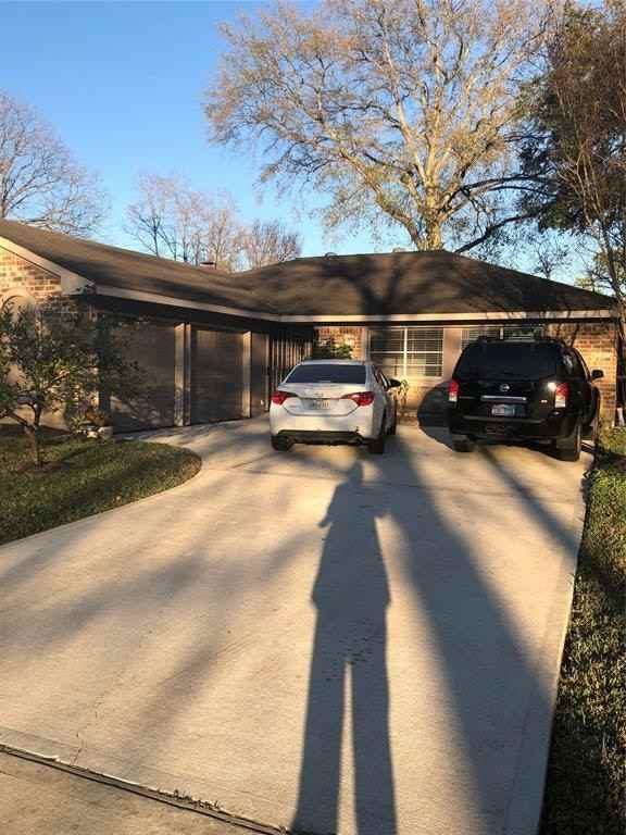 7407 Riptide Drive - Photo 6 of 12