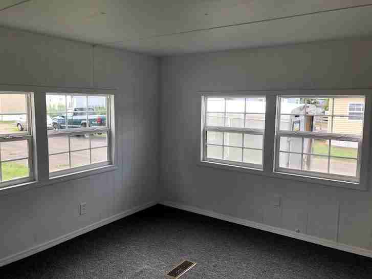 2715 Everett Drive - Photo 6 of 15