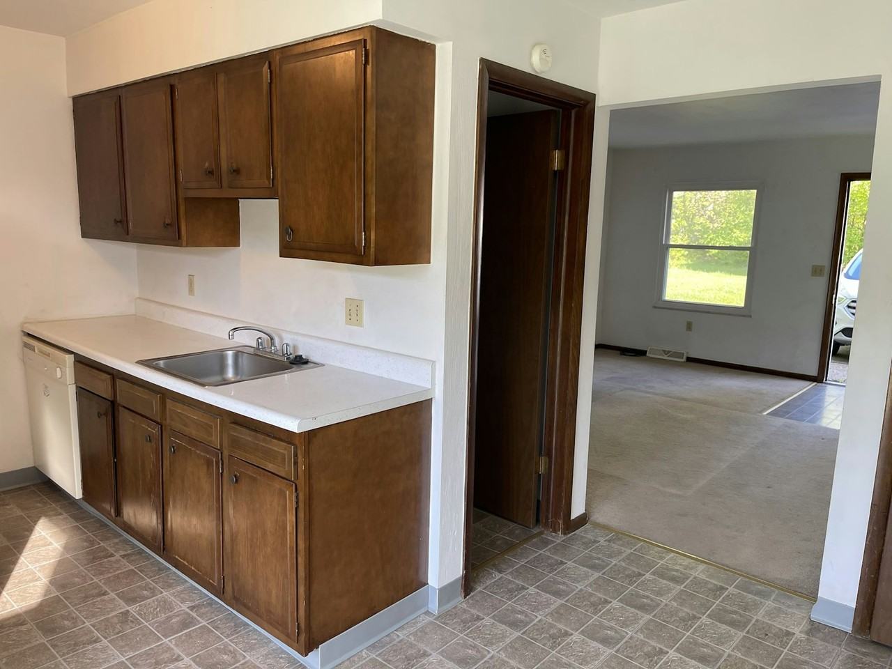 4165 West Ridge Road, Unit 4 - Photo 2 of 18