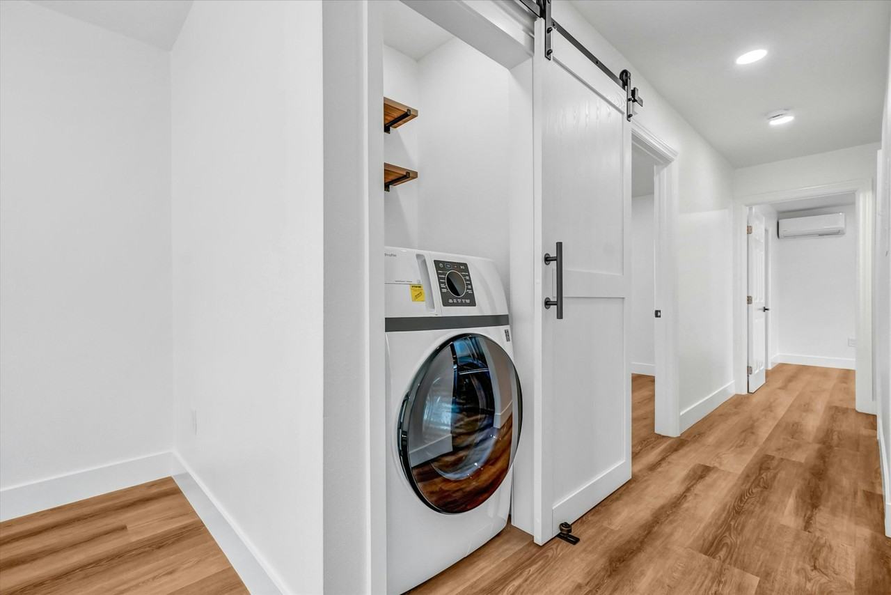 18652 Libra Circle, Unit 4 - Photo 4 of 26