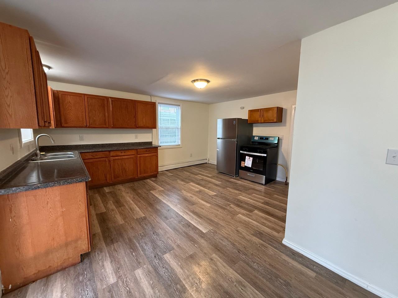 18 N 1st St #18-1 - Photo 3 of 16