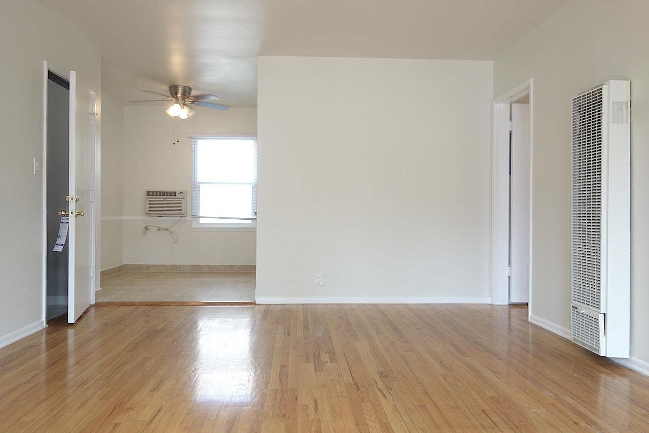 440 Mission Street - Photo 2 of 15