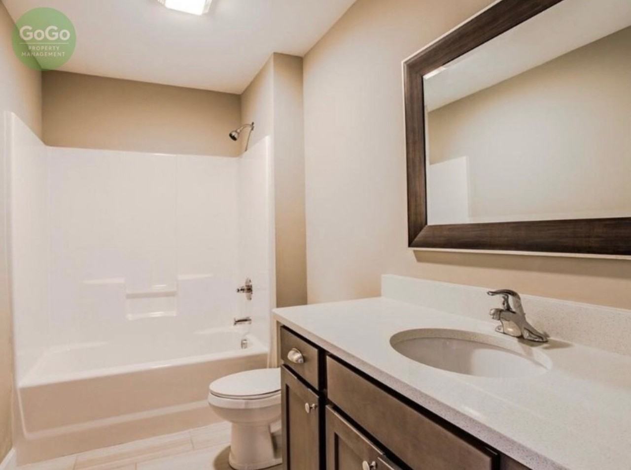 306 West College Street - Photo 5 of 8
