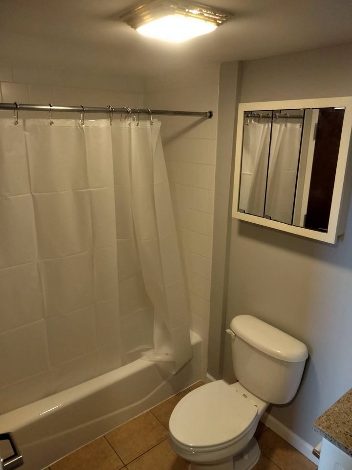 206-210 Farmington Avenue - Photo 4 of 50