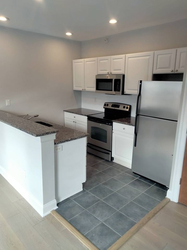 45-47 Imlay Street - Photo 2 of 11