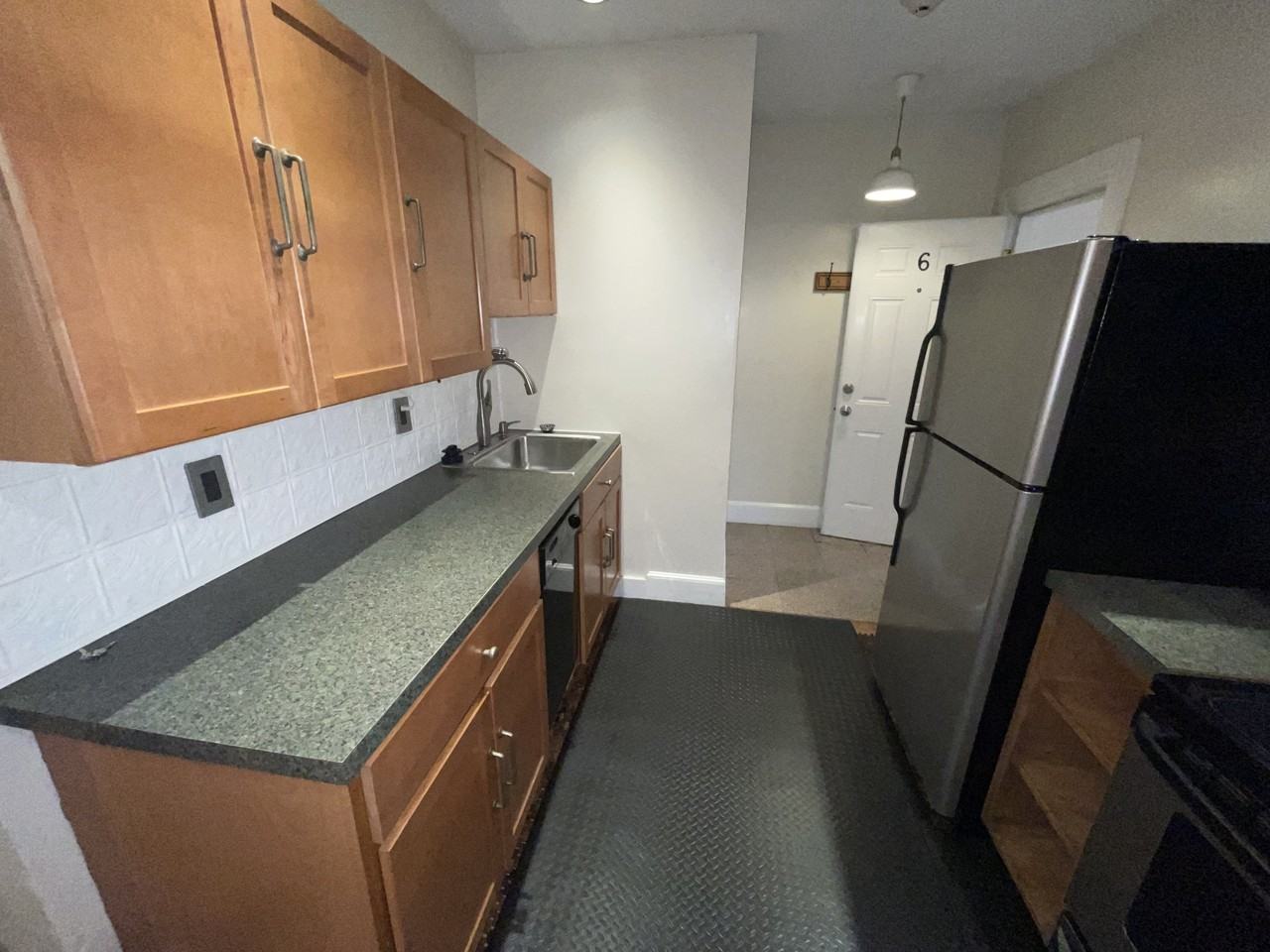 88 Cooke Street - Photo 6 of 28