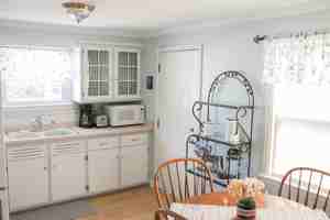 featured image of 416 N 92nd St