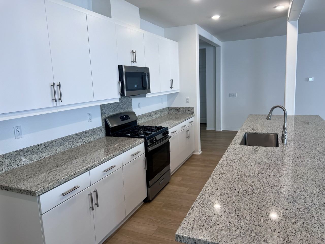 30284 Truckee Cir #A - Photo 7 of 26