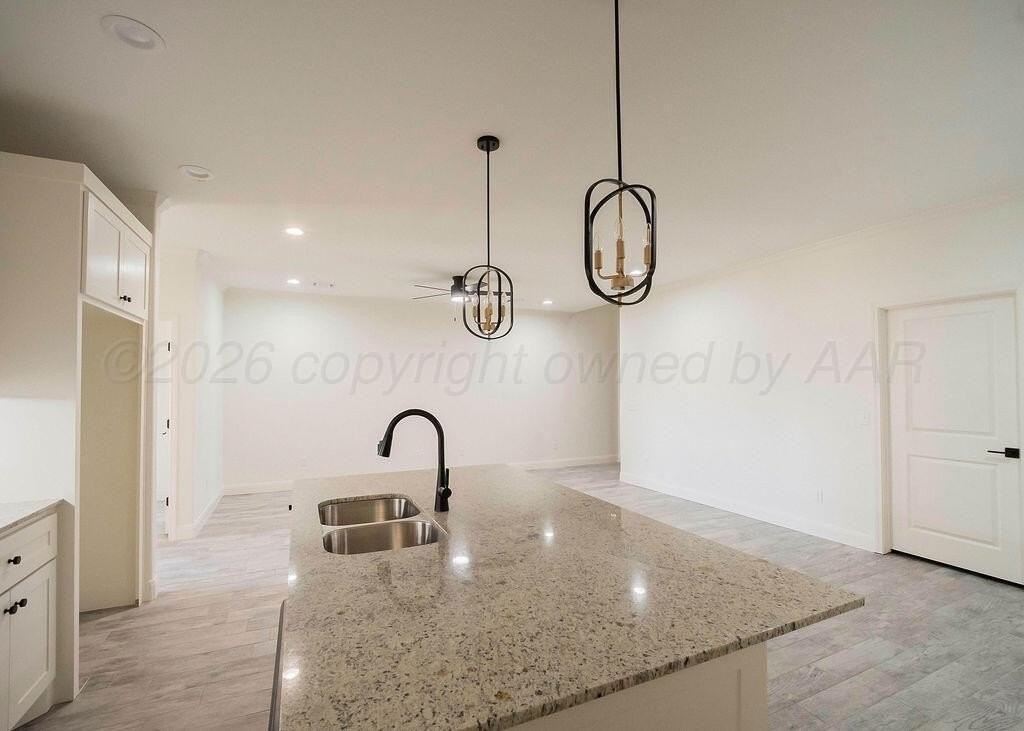 2810 Conner Dr - Photo 6 of 31