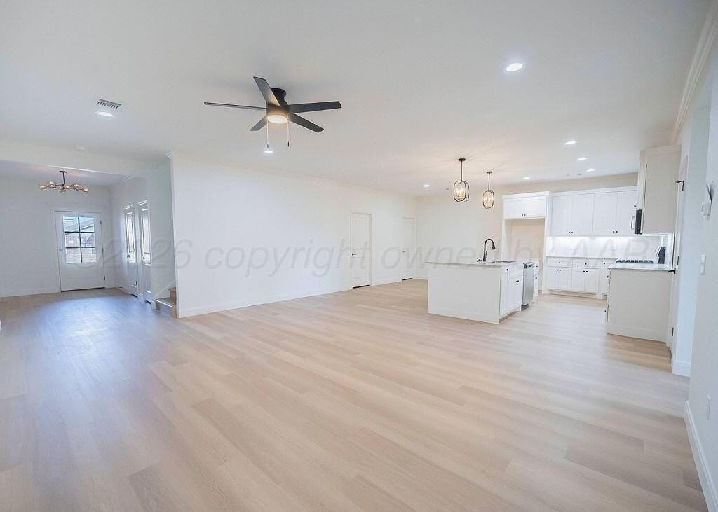 2812 Conner Dr - Photo 5 of 28