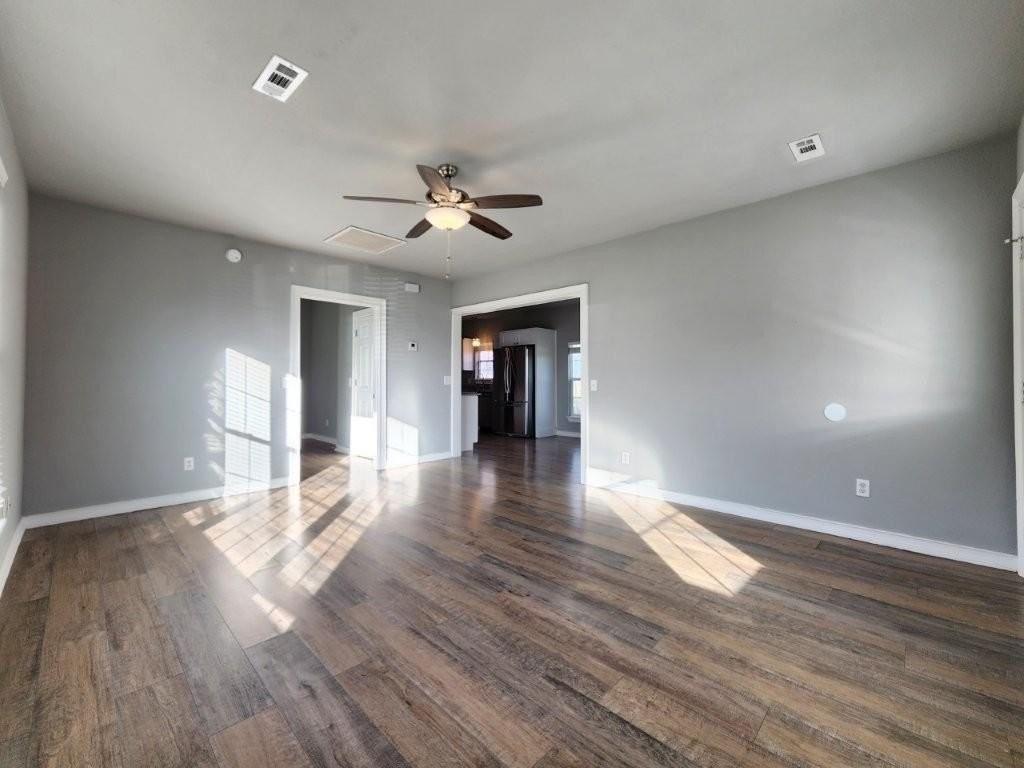 7642 Sw Regional Airport Blvd - Photo 4 of 32