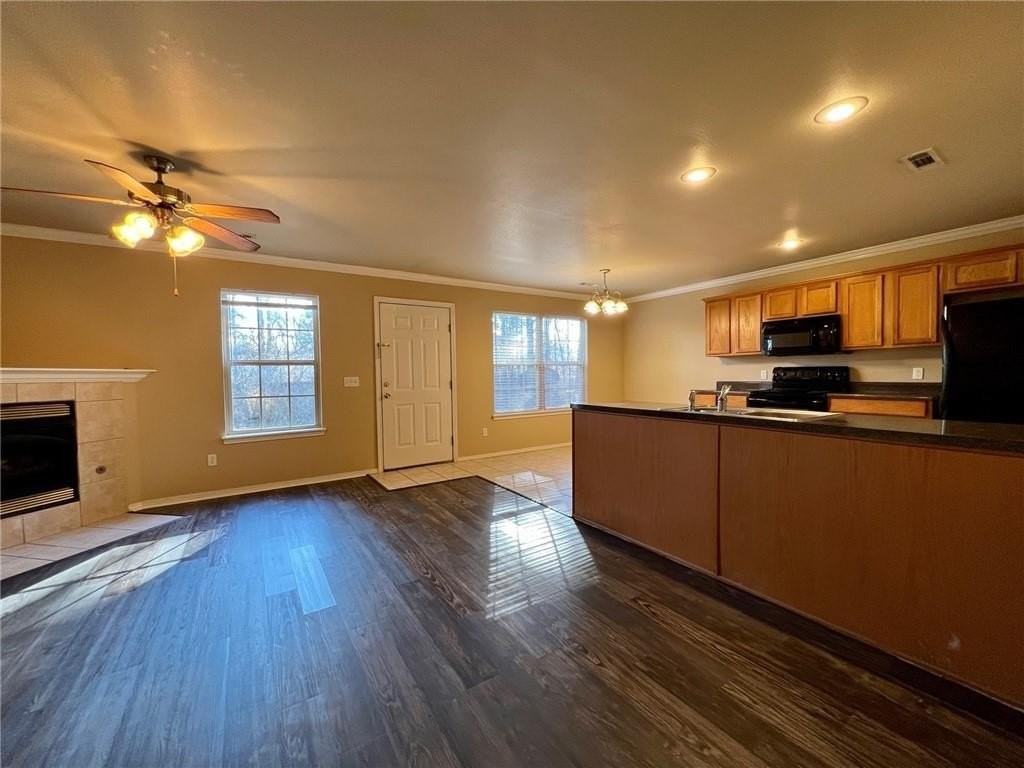 2219 W Skyler Dr - Photo 5 of 17