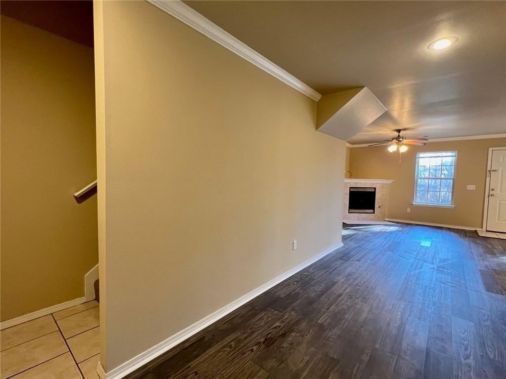 2219 W Skyler Dr - Photo 7 of 17