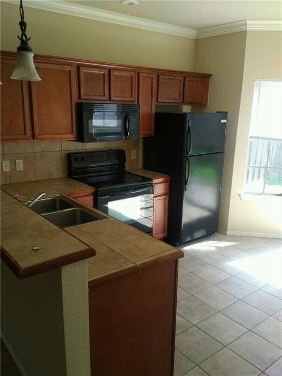 2671 N Arroyo Ave #1 - Photo 4 of 6