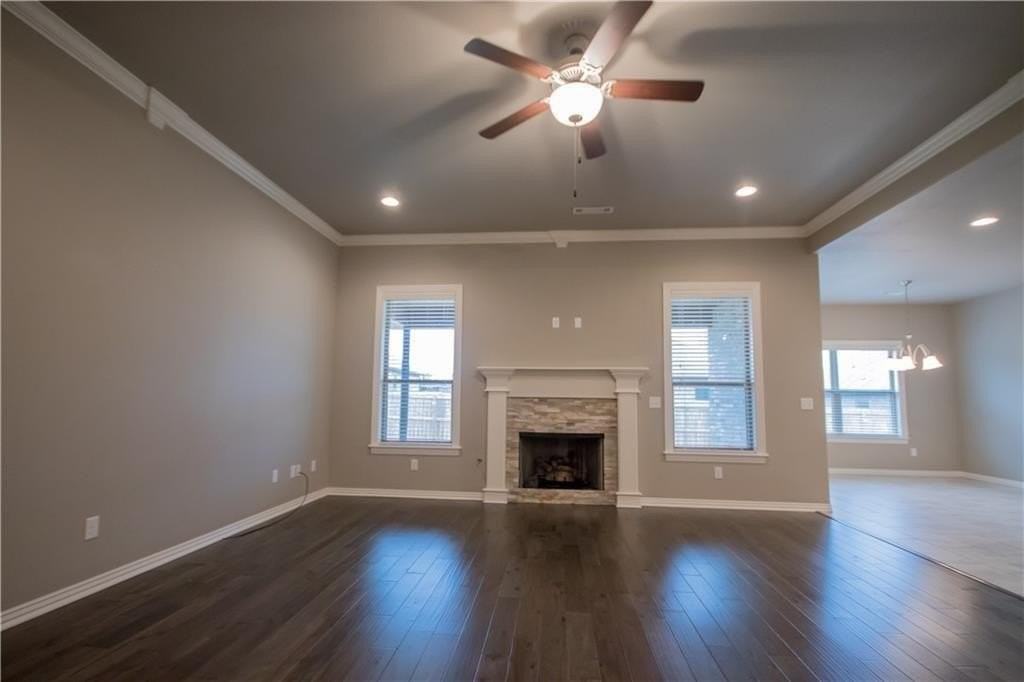 301 Cisterna Dr - Photo 3 of 20