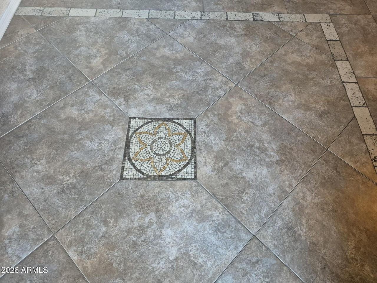 13812 S 36th Way - Photo 4 of 29