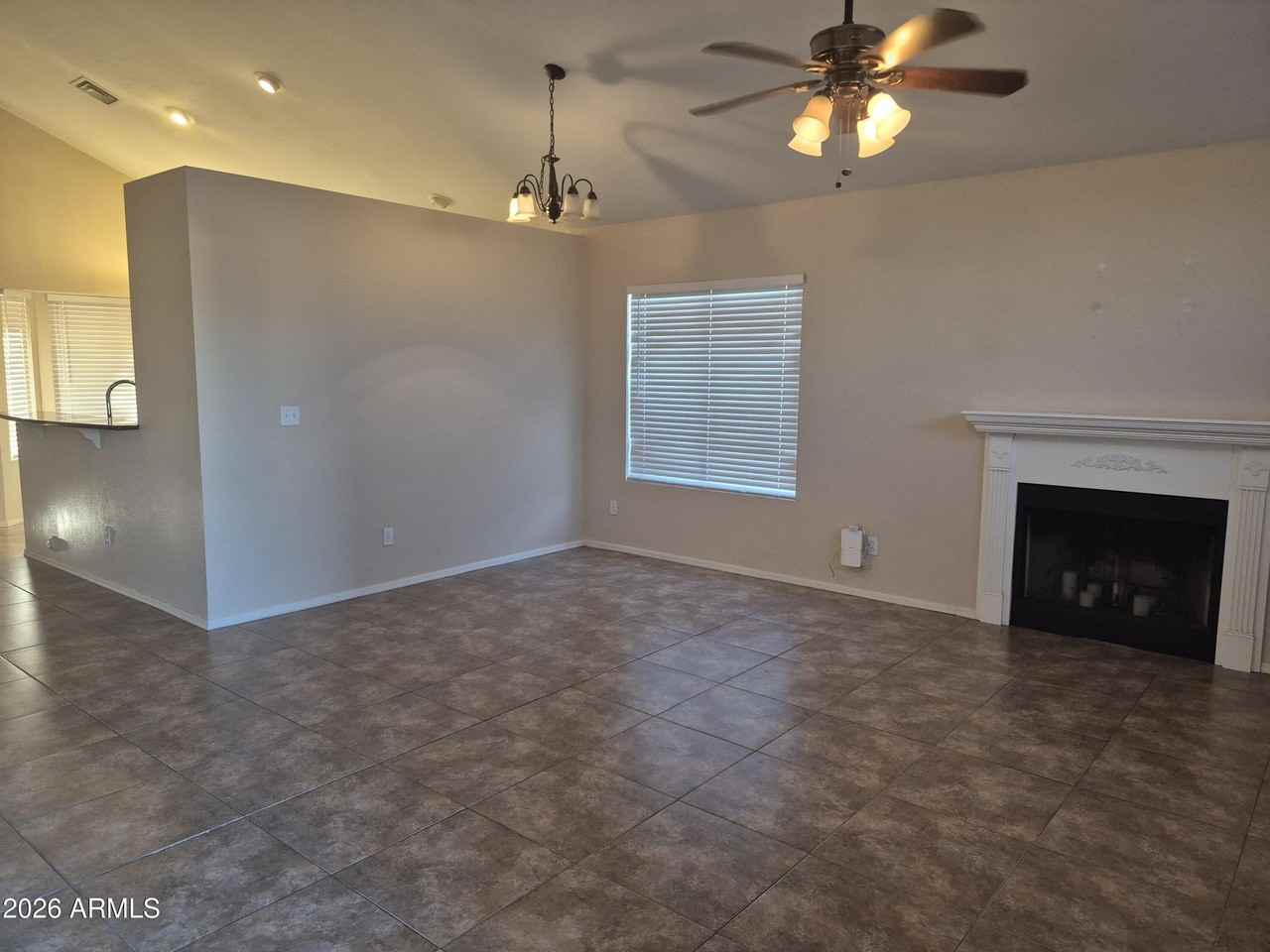 13812 S 36th Way - Photo 5 of 29