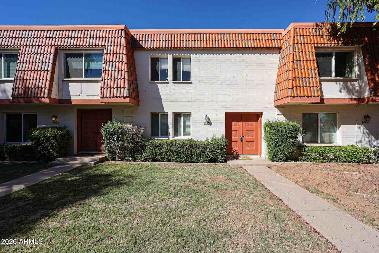 4028 N Granite Reef Rd - Photo 2 of 33