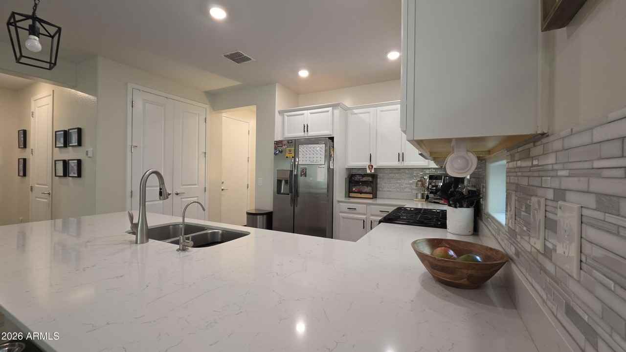 45394 W Norris Rd - Photo 6 of 23